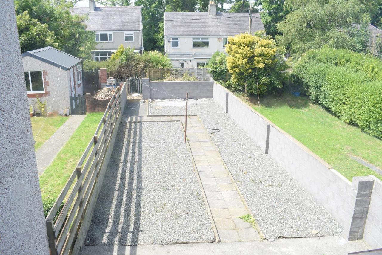 House Stay In Bangor North Wales Exterior photo